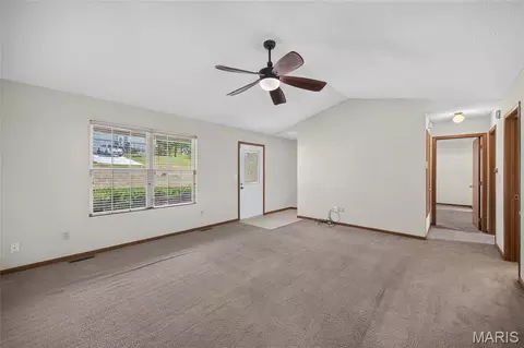 Living - 22335 Target Rd, Saint Robert, MO 65584 photo 5 of 5