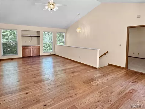 Living - 113 Monticello Dr, Washington, MO 63090 photo 3 of 14