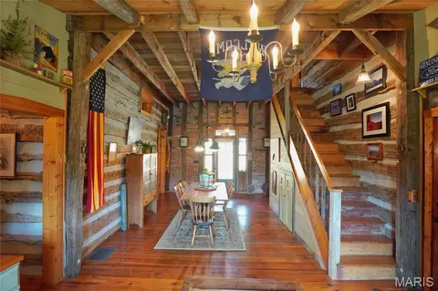 Entry Way - 2136 Walz Rd, Hermann, MO 65041 photo 1 of 1