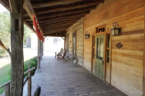 Exterior - 2136 Walz Rd, Hermann, MO 65041 photo 3 of 28