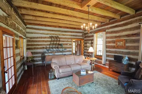 Living - 2136 Walz Rd, Hermann, MO 65041 photo 4 of 5