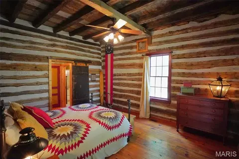 Bedroom - 2136 Walz Rd, Hermann, MO 65041 photo 1 of 10