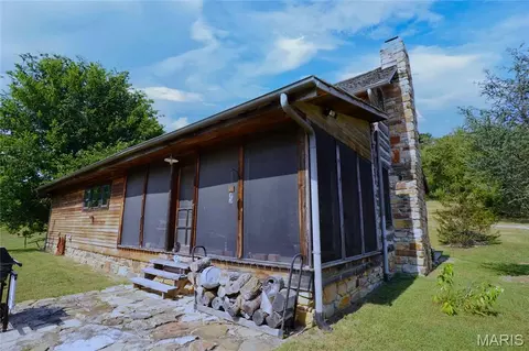 Exterior - 2136 Walz Rd, Hermann, MO 65041 photo 6 of 28