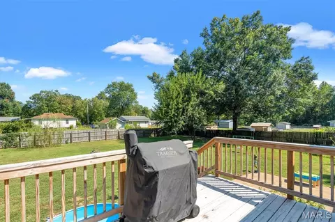 Exterior - 154 Vincent St, Pacific, MO 63069 photo 5 of 13