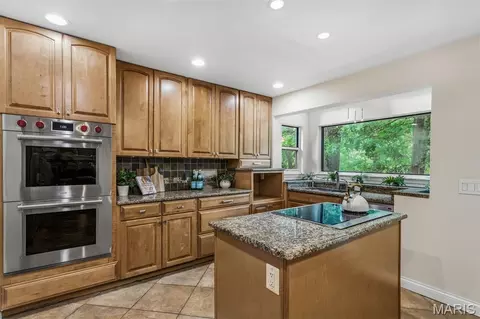 Kitchen - 404 Gunnison Gorge Dr, Ballwin, MO 63011 photo 1 of 2
