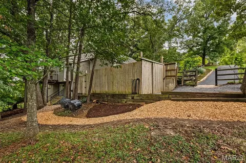 Exterior - 404 Gunnison Gorge Dr, Ballwin, MO 63011 photo 11 of 15