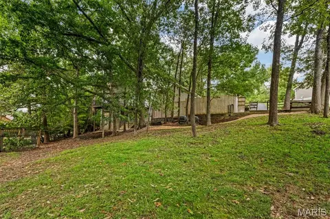 Exterior - 404 Gunnison Gorge Dr, Ballwin, MO 63011 photo 10 of 15