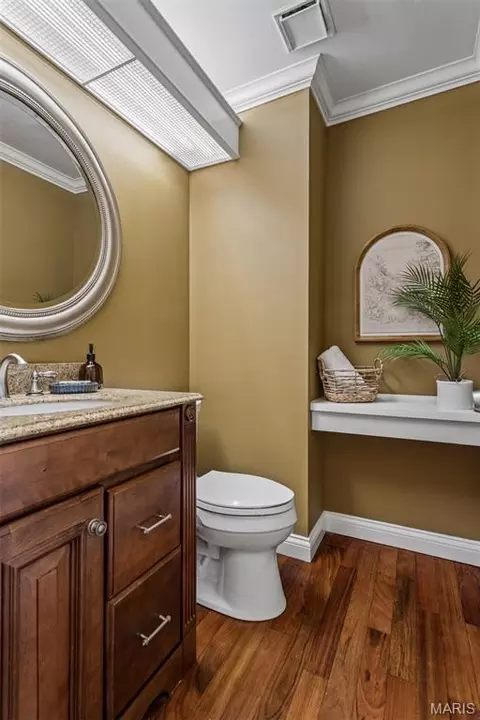 Bath - 404 Gunnison Gorge Dr, Ballwin, MO 63011 photo 1 of 5