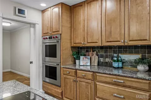 Kitchen - 404 Gunnison Gorge Dr, Ballwin, MO 63011 photo 2 of 2