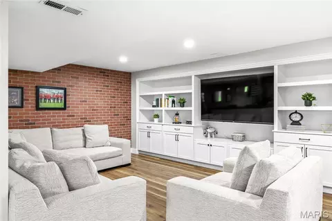 Other - 516 Oak Leaf Manor Ct, Ballwin, MO 63021 photo 8 of 16