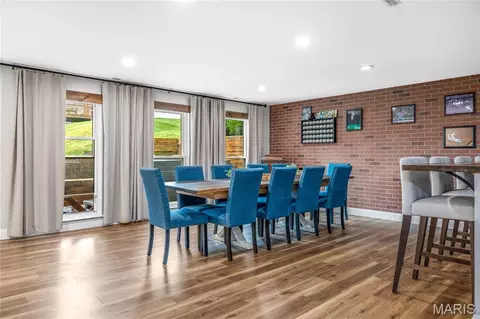Dining - 516 Oak Leaf Manor Ct, Ballwin, MO 63021 photo 3 of 3