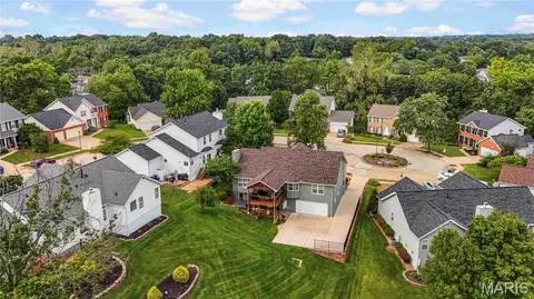 View/Area - 516 Oak Leaf Manor Ct, Ballwin, MO 63021 photo 1 of 4