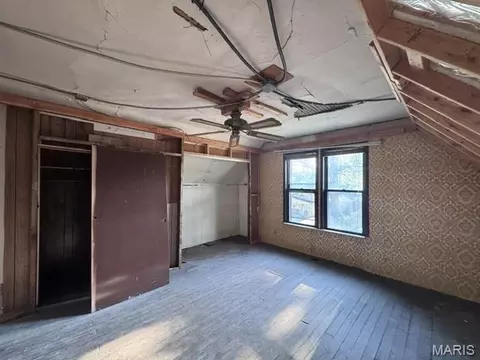 Bedroom - 7149 Brompton Sq, Maplewood, MO 63143 photo 2 of 2