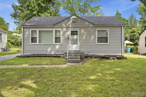 7921 Alert Dr, Saint Louis, MO 63133