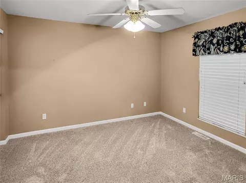Bedroom - 2500 Rabbit Trail Dr, Washington, MO 63090 photo 5 of 6