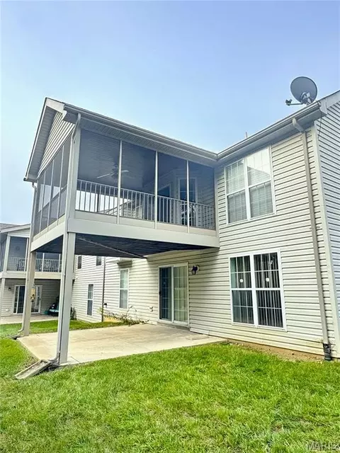 Exterior - 2500 Rabbit Trail Dr, Washington, MO 63090 photo 3 of 3