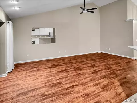 Living - 2500 Rabbit Trail Dr, Washington, MO 63090 photo 2 of 8