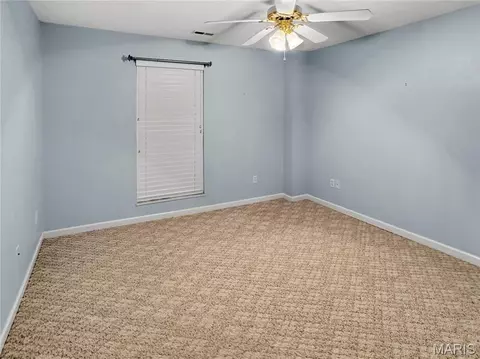 Bedroom - 2500 Rabbit Trail Dr, Washington, MO 63090 photo 6 of 6