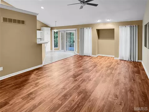 Living - 2500 Rabbit Trail Dr, Washington, MO 63090 photo 1 of 8