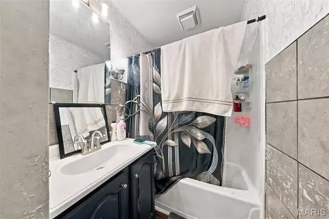 Bath - 109 N Oak St, Rolla, MO 65401 photo 1 of 3