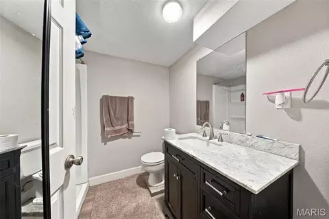 Bath - 109 N Oak St, Rolla, MO 65401 photo 3 of 3