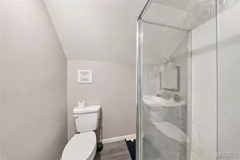 Bath - 109 N Oak St, Rolla, MO 65401 photo 2 of 3