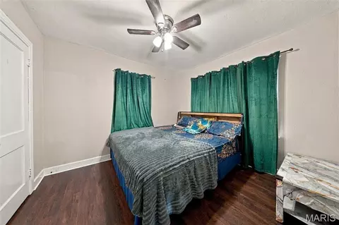 Bedroom - 109 N Oak St, Rolla, MO 65401 photo 5 of 7