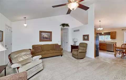 Living - 114 Beth Ann Dr, Winfield, MO 63389 photo 2 of 2