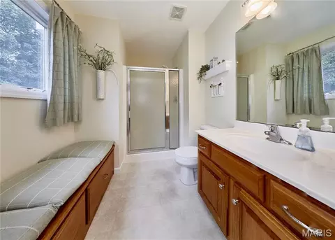 Bath - 114 Beth Ann Dr, Winfield, MO 63389 photo 1 of 2
