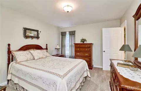 Bedroom - 114 Beth Ann Dr, Winfield, MO 63389 photo 3 of 6