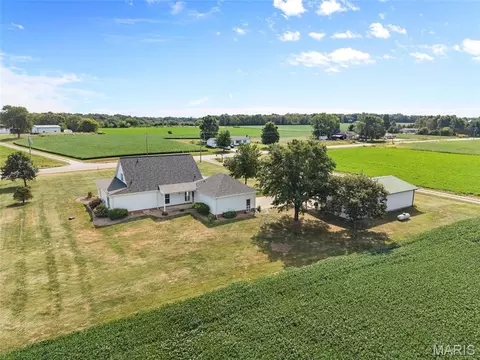 View/Area - 8053 N State Route 159, Moro, IL 62067 photo 1 of 3