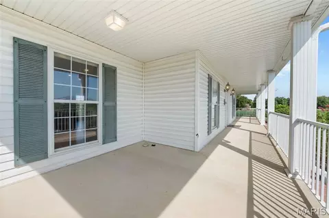 Exterior - 8053 N State Route 159, Moro, IL 62067 photo 8 of 12