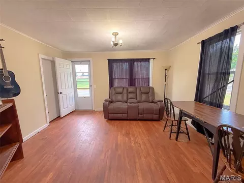 Living - 211 Blue St, Milton, IL 62352 photo 2 of 2