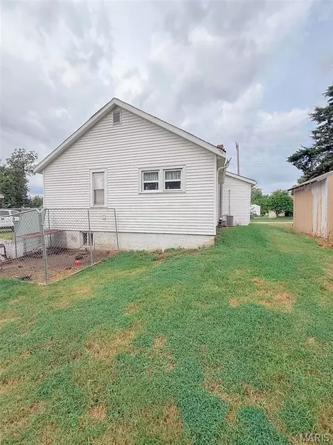 Other - 211 Blue St, Milton, IL 62352 photo 2 of 6