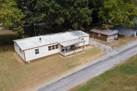 Other - 203 E 3rd St, Christopher, IL 62822 photo 11 of 11