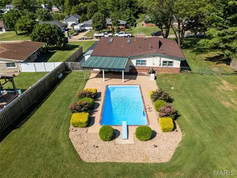 Exterior - 10530 Twilight Dr, Sappington, MO 63128 photo 16 of 16