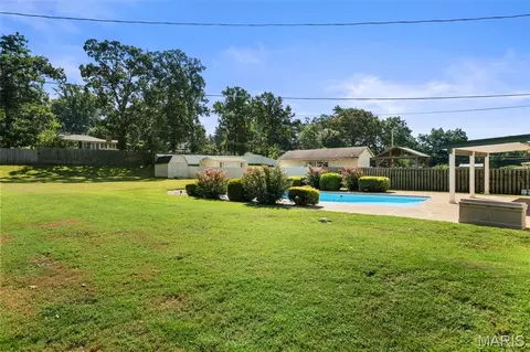 Exterior - 10530 Twilight Dr, Sappington, MO 63128 photo 10 of 16