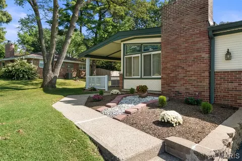 Exterior - 10530 Twilight Dr, Sappington, MO 63128 photo 3 of 16