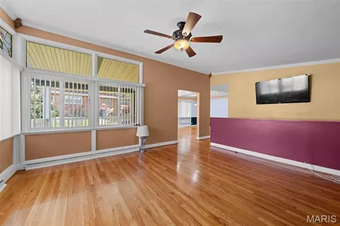 Living - 10530 Twilight Dr, Sappington, MO 63128 photo 3 of 4