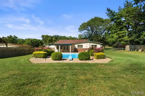 Exterior - 10530 Twilight Dr, Sappington, MO 63128 photo 7 of 16
