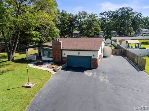 Exterior - 10530 Twilight Dr, Sappington, MO 63128 photo 13 of 16