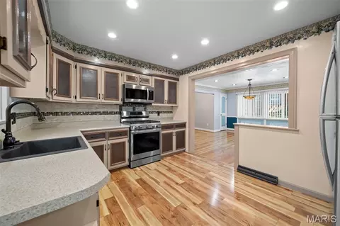 Kitchen - 10530 Twilight Dr, Sappington, MO 63128 photo 2 of 2