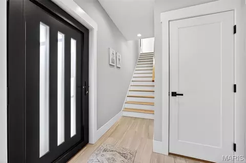 Entry Way - 1019 River Bluff Dr, Washington, MO 63090 photo 1 of 11