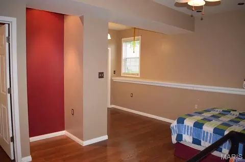 Bedroom - 15370 Top Dr, Saint Robert, MO 65584 photo 6 of 7