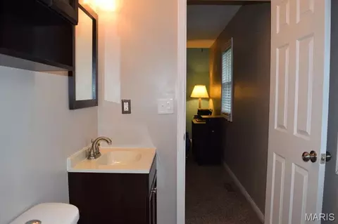 Bath - 15370 Top Dr, Saint Robert, MO 65584 photo 5 of 5
