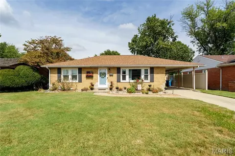 1611 Clark Ave, Granite City, IL 62040