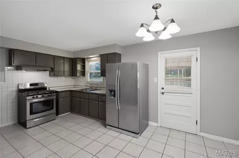 Kitchen - 1540 Roy Dr, Arnold, MO 63010 photo 2 of 4