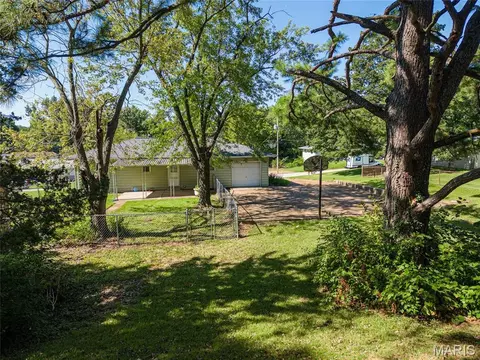 Exterior - 1540 Roy Dr, Arnold, MO 63010 photo 11 of 12