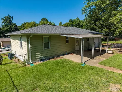Exterior - 1540 Roy Dr, Arnold, MO 63010 photo 6 of 12