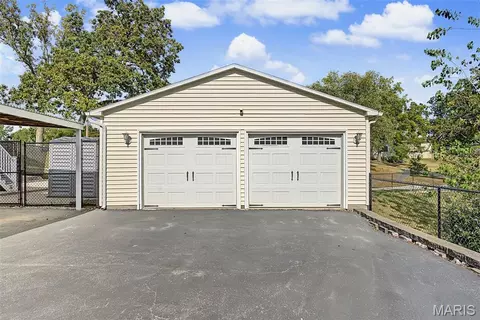 Exterior - 712 Lee Ave, Festus, MO 63028 photo 3 of 7
